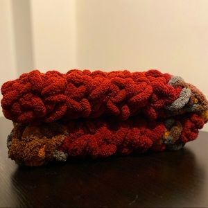 BURGUNDY - Pet Blanket / Throw